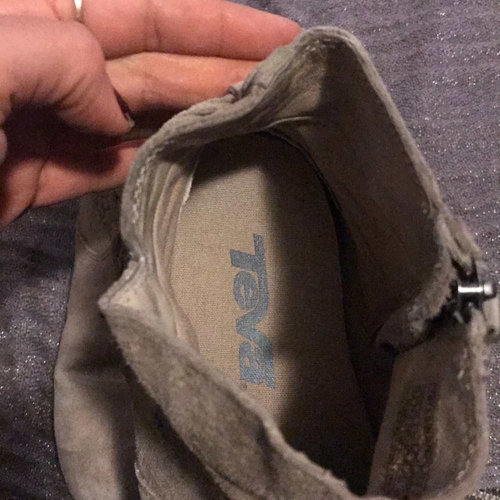 Teva Weatherproof Booties - Picture 3 of 4